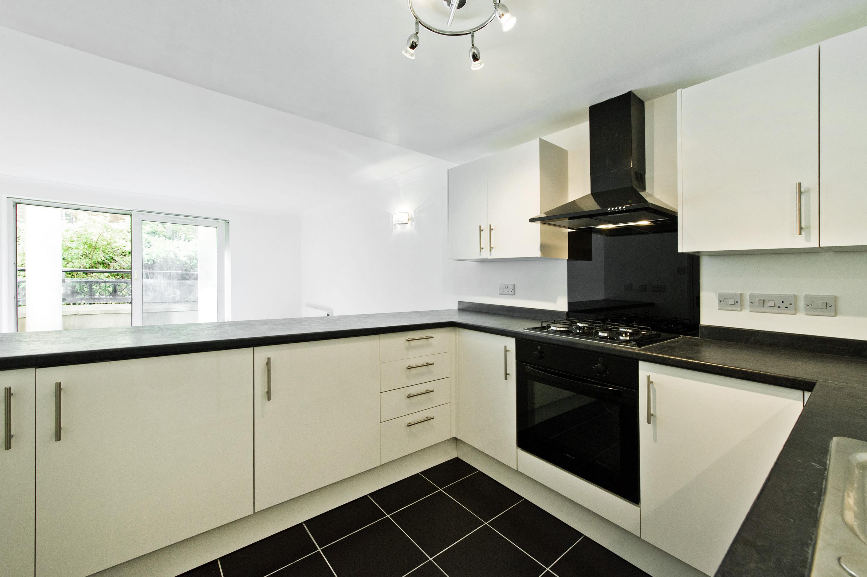 			1 Bedroom, 1 bath, 1 reception Flat			 Admiral Walk, MAIDA VALE W9
